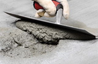 A betoncsiszolás a sérült betonaljzatok kijavításával kezdődik